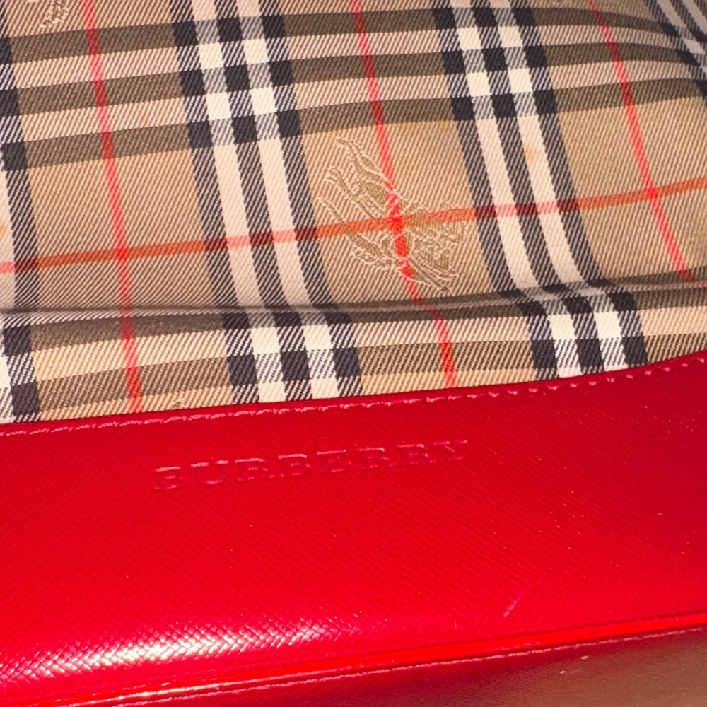 Burberry Plaid Canvas Tote with Red Leather Trim vintage - Picture 9 of 12
